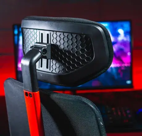 DISEÑO MODERNO EN NEGRO Y ROJO